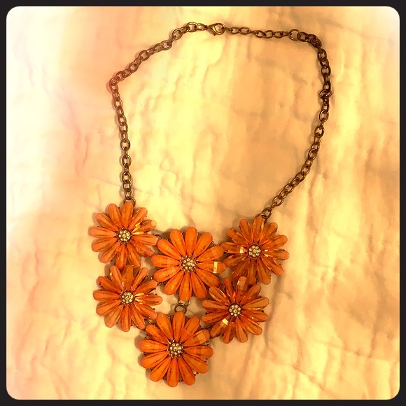 Jewelry - Flower Necklace